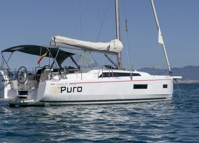 Sail Mallorca Like a Local – Oceanis 37.1 Experience