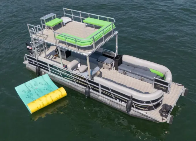 Double Decker Pontoon with Water Slide! 💦🎉  non-Stop Lake Party!