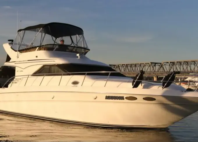 50’ Sea Ray Luxury Yacht on the Potomac. Experience luxury!