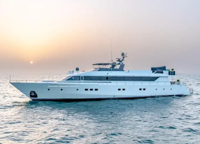 Gulf Craft Luxury Yacht for Party and Business Trip in Dubai,UAE