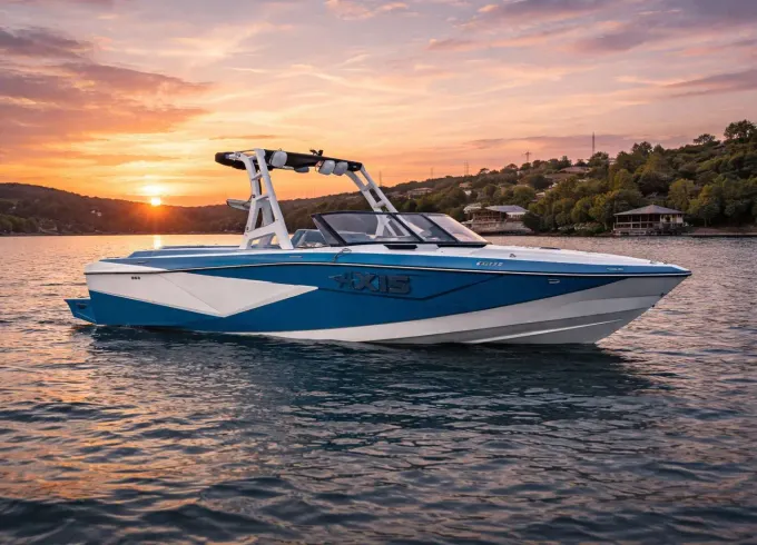 Giant Axis T250 Surf Boat