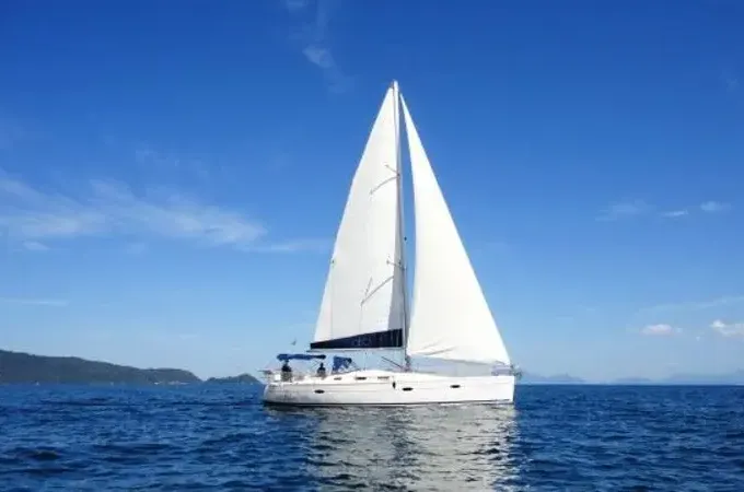 41' Delta Yacht Charter Futuro IX in Angra dos Reis