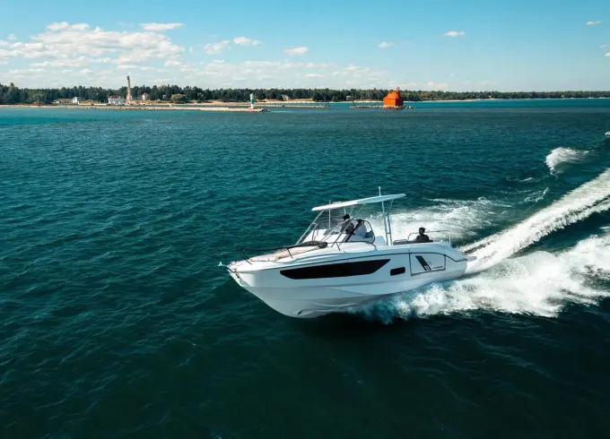 Beneteau Flyer 9 - Brand New 2024 - Luxury Motor Boat