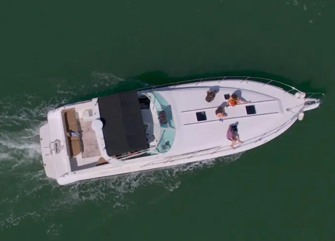 Private Yacht 46 Snorkel & Open bar included
