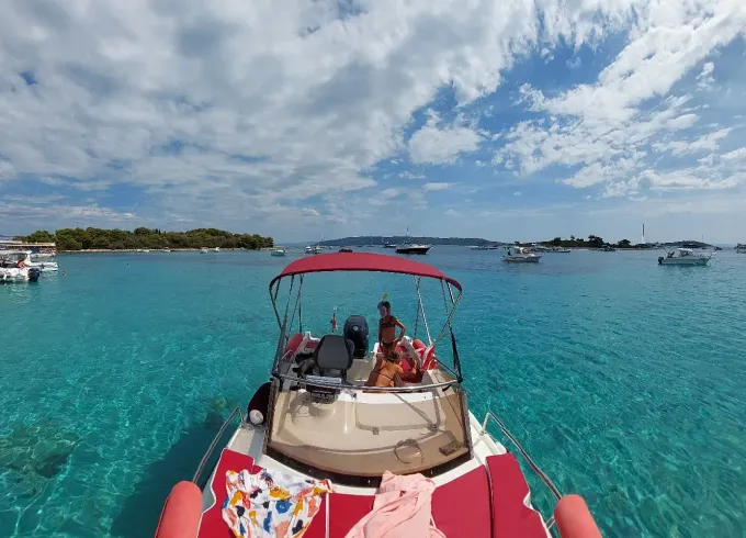 New Mediteran 19 Powerboat in Seget Vranjica