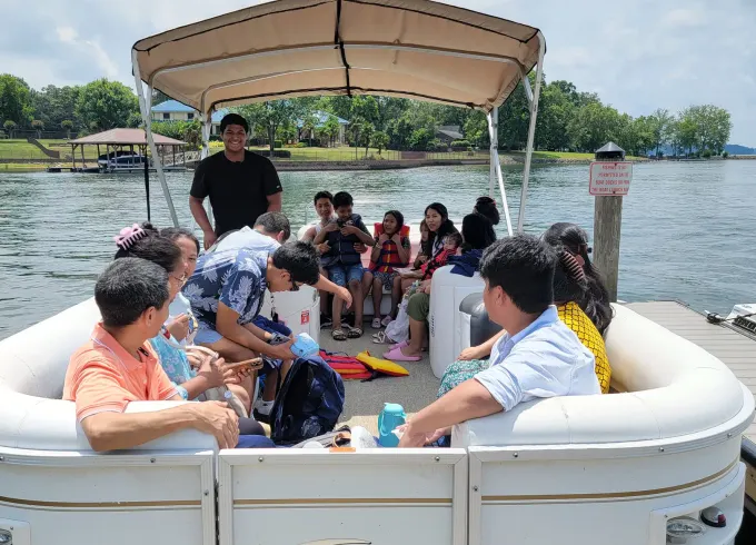 10 passenger pontoon for rent at lake Norman