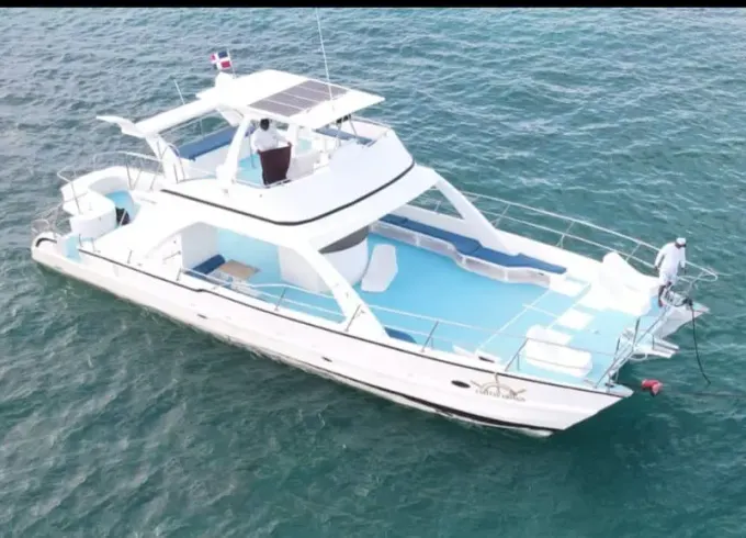 Open catamaran in La Romana , Casa de Campo