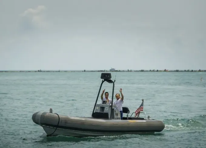 Chicago Lake Adventure on 24ft Former Military Willard Marine SeaForce Boat!