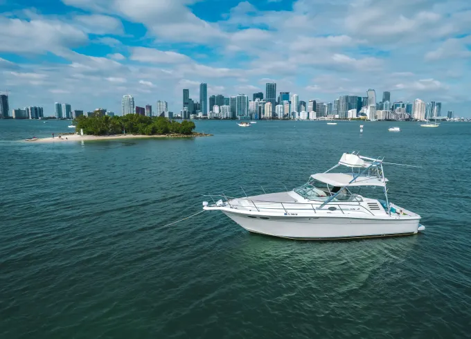 SEARAY 38’ YACHT FOR RENT 1 HOUR FREE EVERY DAY!!