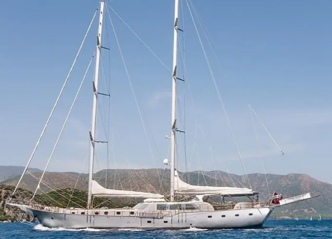 SILVER MOON  This Wonderful Ultra Luxe Gulet  is 36 m Long and for 8 People.