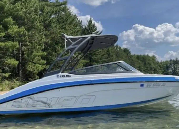 2022 Yamaha Jet Boat | Tubes + Wakeskates Included