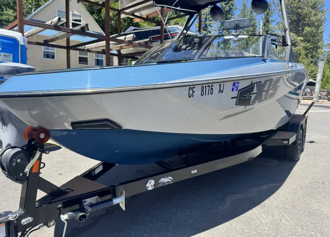 2022 Axis T220 Wake Boat for 11 in Sacramento with Wakeboards and Toys