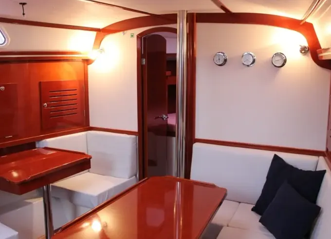 Charter a Hanse 34 Crusing Monohull in Hoorn, Netherlands