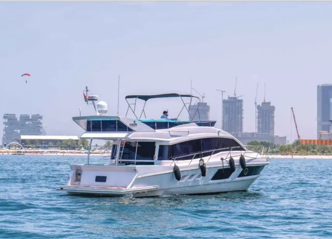 48FT LUXURY YACHT IN DUBAI