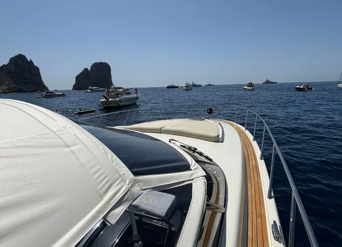 Private Charter - Riva Rivale 52 Luxury Yacht In Capri