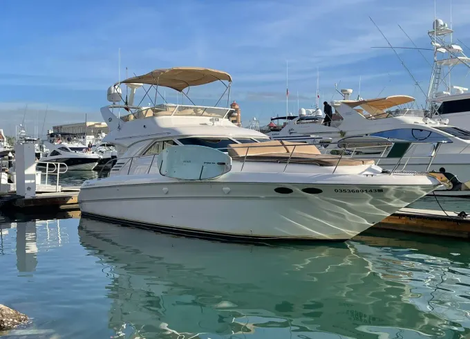 45 Sea Ray Flybridge Motor Ycht in Cabo San Lucas - All Inclusive