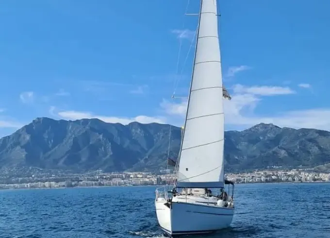 Sleep on cozy Bavaria 38 Cruiser Unique Overnight Stay in Puerto La Bajadilla