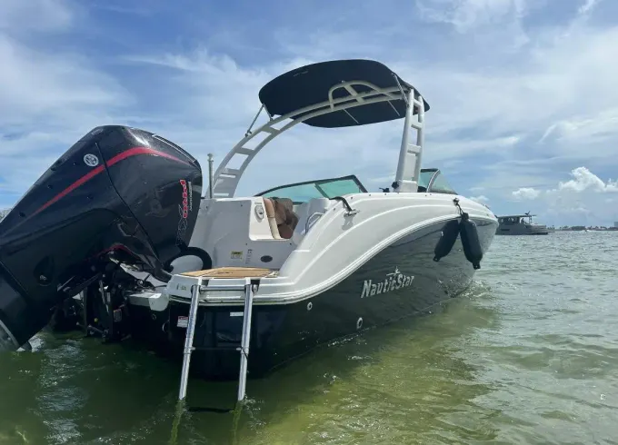 24ft Nauticstar Party & Cruise Miami Sandbar Adventure (Captain Included)