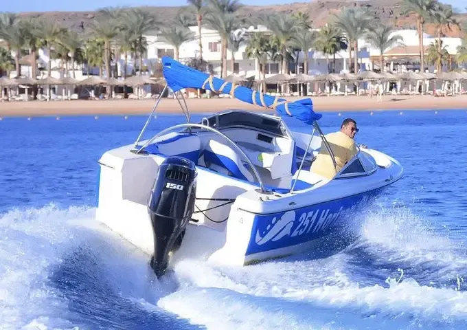 Private Speedboat For 1 Hour, Cruise the Coast With Transfer - Sharm El Sheikh