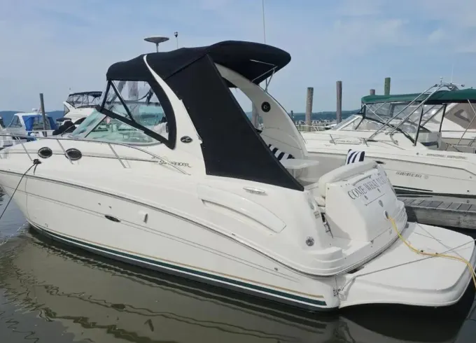 $225hr | 3 hrs Min | 7 guests | Cabin cruiser