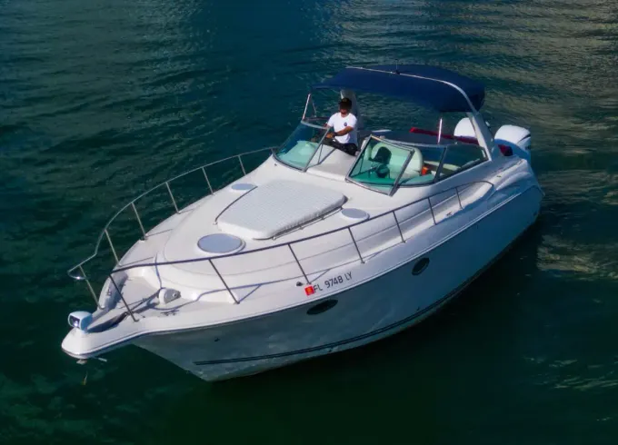37ft Monterey - Miami tours and swimming fun experiences