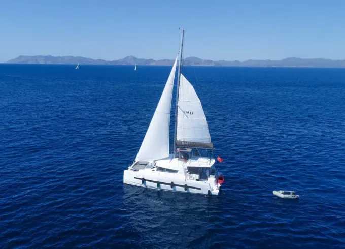 Bali 4.1 Catamaran with capacity of 8 people in Fethiye / Gocek
