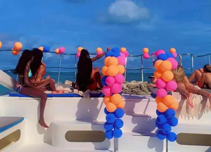 🛥🥂VIP EXPERIENCE-Prívate Catamaran for bachelorette-birthday in Puerto Plata