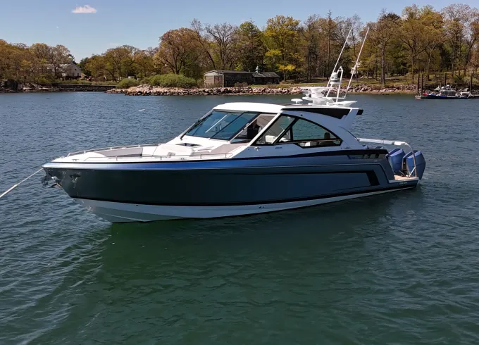 Formula 400SSC The Pinnacle of Luxury Boating - Rent this boat in Norwalk