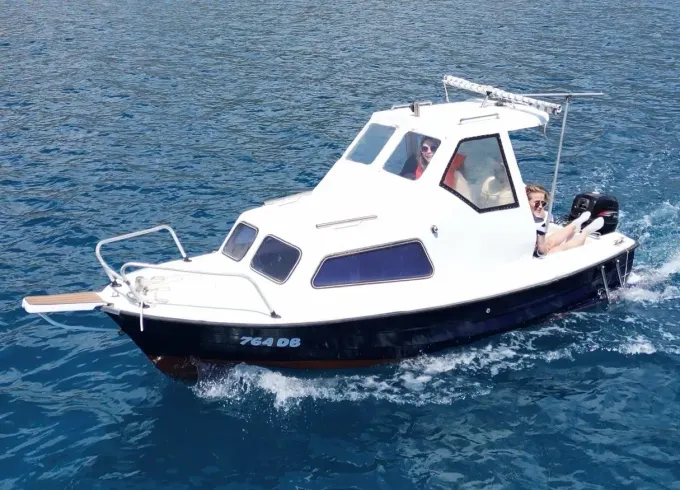 17' Istranka Powerboat - You can rent without skipper!