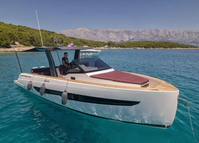 12 People Fiart Seawalker 35 Motor Yacht for rent