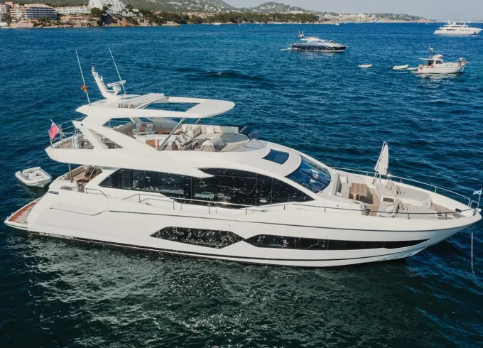 76ft Sunseeker Yacht with Hydraulic Beach Club in Mallorca Spain