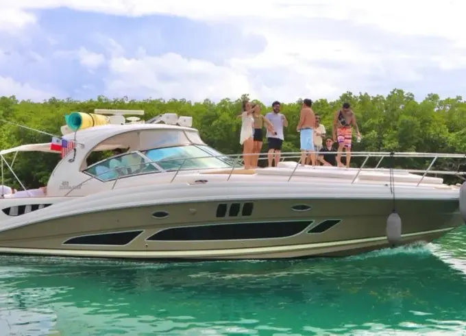 Sea Ray Sundancer 455 Yacht Premium Ocean Experience Cancun