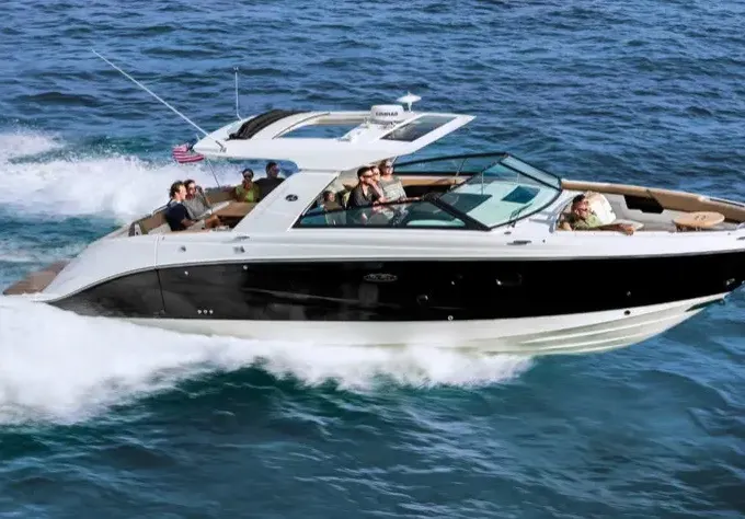 40ft Sea Ray SLX 400 Bowrider in Washington DC Potomac for Up to 12 Guests