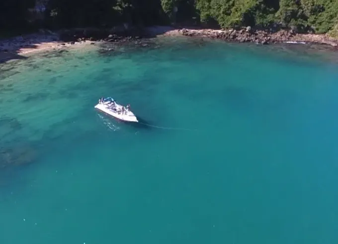 Enjoy the 30' Delta in Búzios, Rio de Janeiro for 10 people