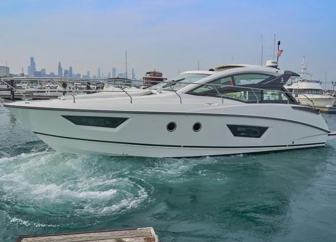 2020 Beneteau GT 42' "James Bond" Yacht in Chicago, Illinois