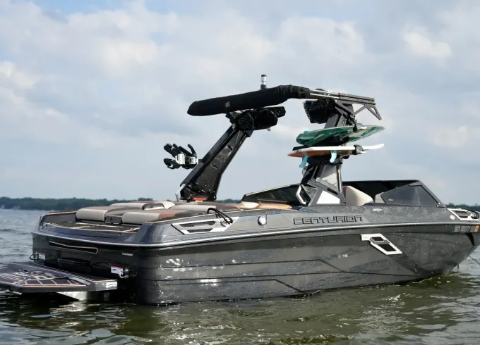Wakesurfing, Luxury Cruises, FUN! Lake Minnetonka, White Bear Lake and More!