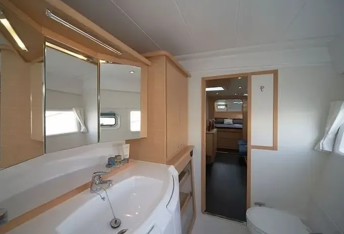 Lagoon 450 Catamaran Sailing Charter in Alimos, Greece
