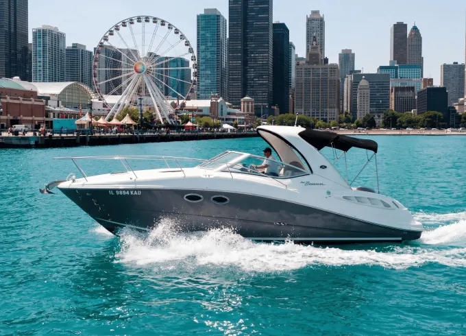 Enjoy Chicago! Beautiful 31' Sea Ray Sundancer - Perfect for any Occasion