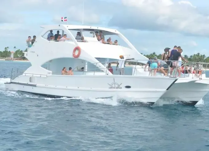 CASA DE CAMPO 5-Star Luxury Yacht: All-Inclusive Captain & Crew🏝️