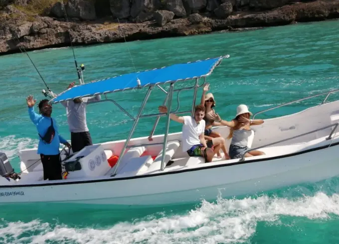 Private Boat 26' Up To 12 Person At Bayahibe Rd