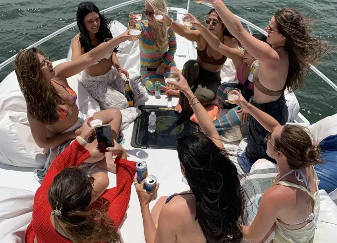 Luxury 40ft Mission Bay Party Yacht fully licensed charter-BYOB 12 guests