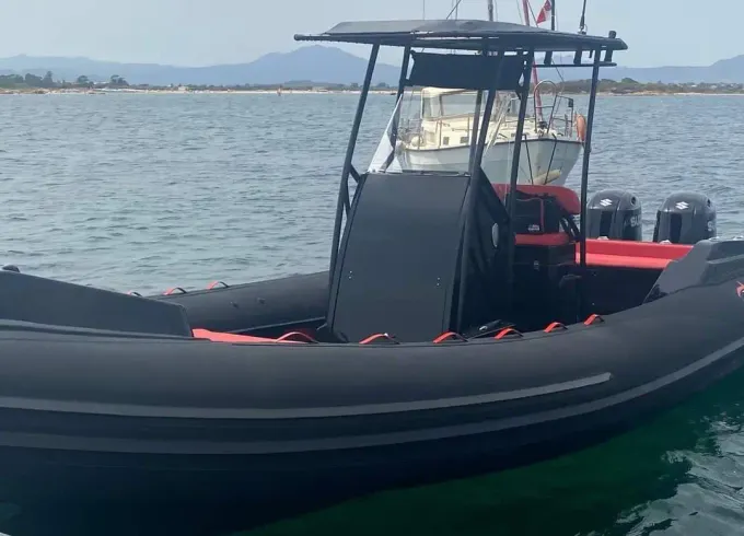 Noleggia il Master 775 Fishing Boat for 12