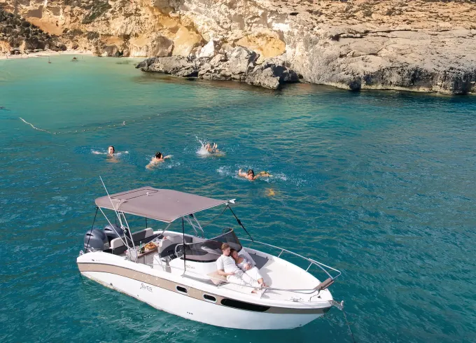 Set Sail: Unforgettable Charters & Cruises in Malta | Sleek Saver 750 Walkaround