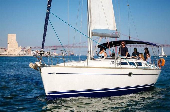 Charter 40' Sun Odyssey - Genesis of Dublin Cruising Monohull in Lisboa, Portugal