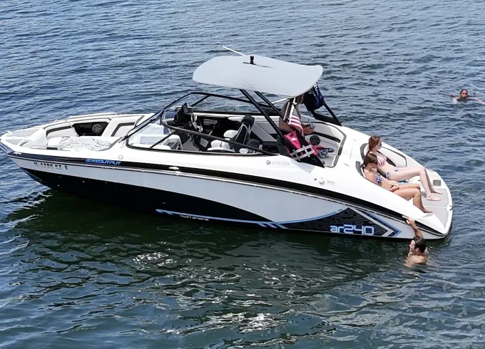 BSL 24' AR240 USCG Captained- Wakeboard, Tube Or Chill With Your Boat Soda!!!