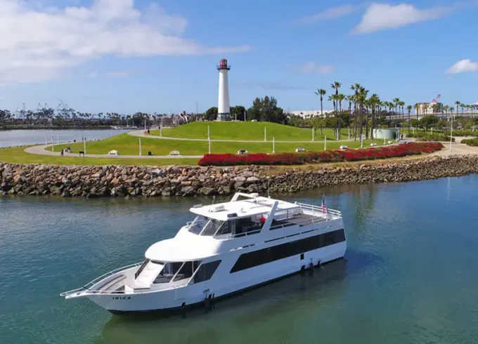 Stunning 85ft Skipper Party Yacht - Private Charter