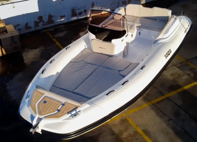 Welcome to the Salpa 20 Soleil : Discover freedom at Sea