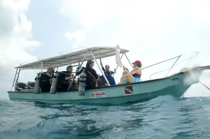 23' Super Panga Dive Boat Snorkeling Trips in Panama