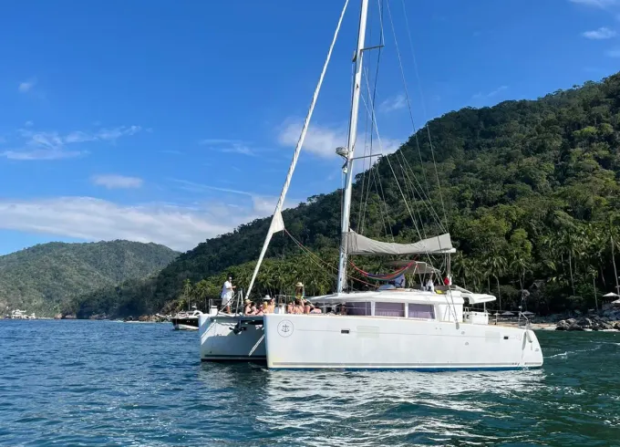 ELEGANCE CATAMARAN LAGOON  45 IN PUERTO VALLARTA-NUEVO NAYARIT
