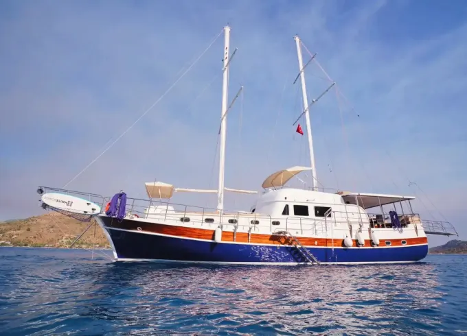 Comfortable 10-Person Sea Vacation Aboard a 5-Cabin Gulet in Marmaris Bozburun